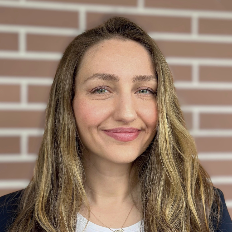 Uzman Psikolog Ekin Kayhan Özşeker – Çocuk, Ergen ve Aile Terapisi